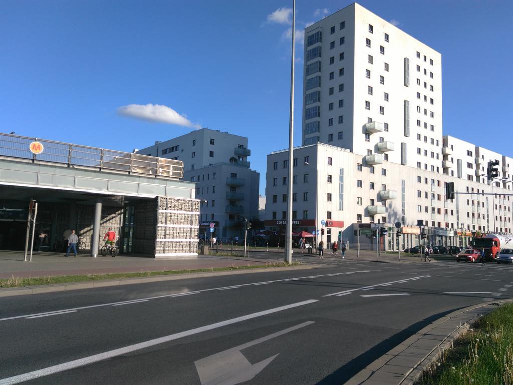 Apartamenty Metro Mlociny Warschau Exterior foto